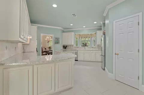 Kitchen - 982 Stonecrest Rd, Argyle, TX 76226 photo 1 of 3