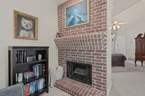 Bedroom - 982 Stonecrest Rd, Argyle, TX 76226 photo 2 of 4