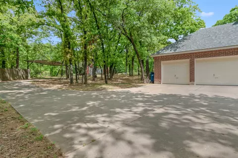 Exterior - 982 Stonecrest Rd, Argyle, TX 76226 photo 9 of 9