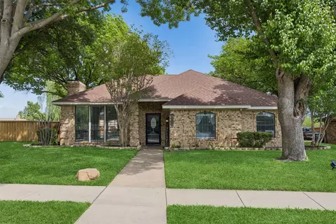 5112 Park Lake Ct, Sachse, TX 75048
