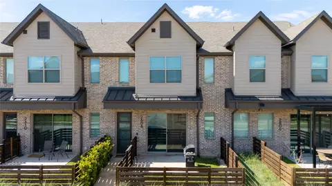 2608 La Cala Dr #O, Grand Prairie, TX 75054
