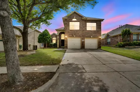 4940 Paddock Dr, Fort Worth, TX 76244