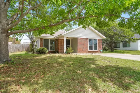 6011 Hott Springs Dr, Arlington, TX 76001