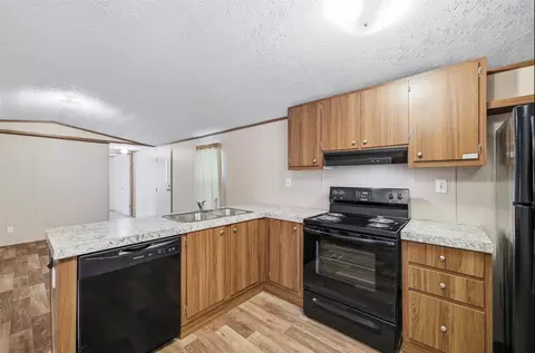 205 E Park St, Frost, TX 76641 photo 5