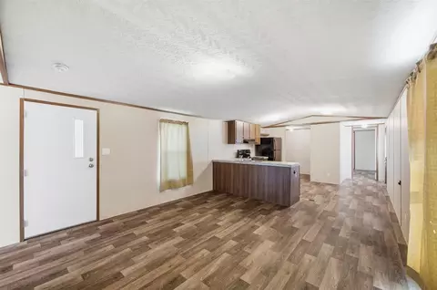 205 E Park St, Frost, TX 76641 photo 7