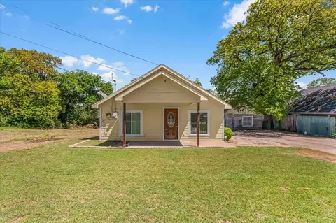 828 Springer Ave, Fort Worth, TX 76114