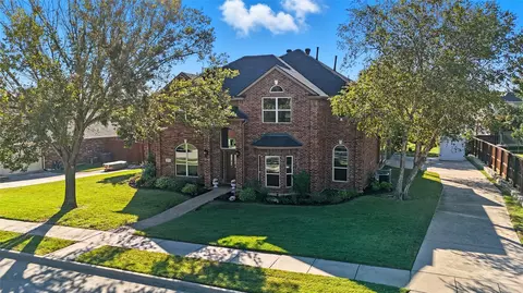 3605 Winchester Ct, Corinth, TX 76210