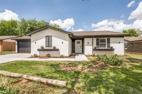 1409 Southmoor Dr, Arlington, TX 76010