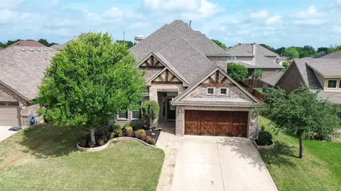608 Misty Harbor Ct, Saginaw, TX 76179