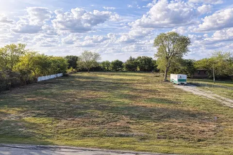 2591 Mathis Rd, Mansfield, TX 76063