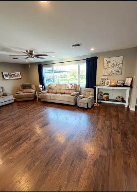 Other - 313 Sunset Dr, Comanche, TX 76442 photo 1 of 2