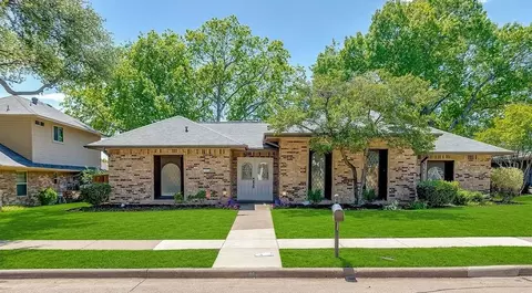 1005 Nottingham Dr, Carrollton, TX 75007