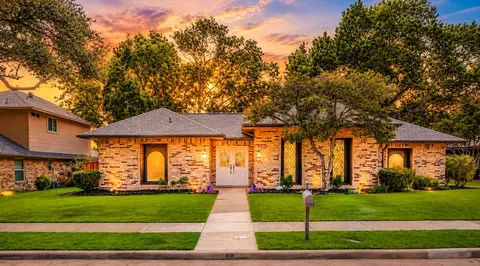 1005 Nottingham Dr, Carrollton, TX 75007