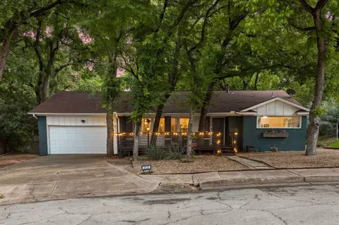 2320 Chart Dr, Dallas, TX 75228