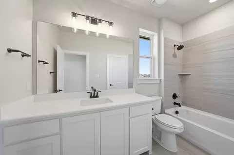Bath - 851 Dahlia Dr, Prosper, TX 75078 photo 4 of 6