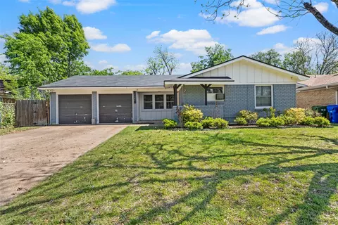 1207 Pembrook Dr, Waco, TX 76710