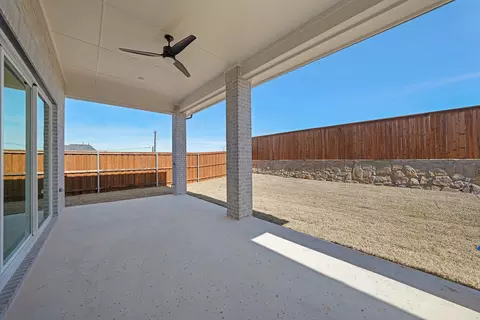 Exterior - 1020 Hackberry Dr, Prosper, TX 75009 photo 3 of 4