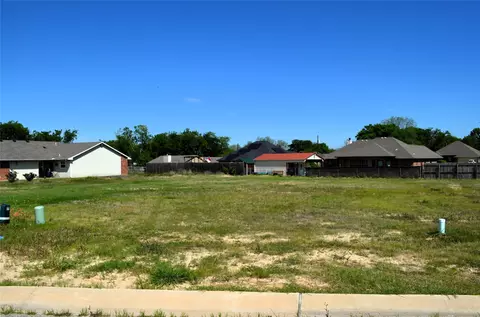 316 Preston Rd, Mabank, TX 75147