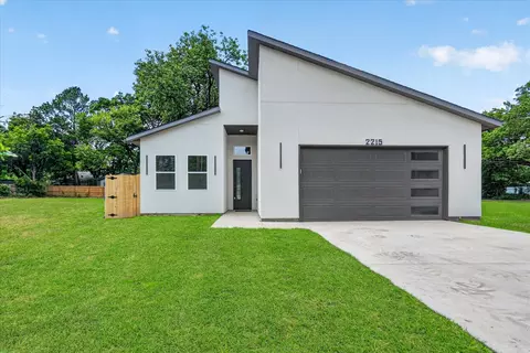 2215 Ben Hur St, Dallas, TX 75253