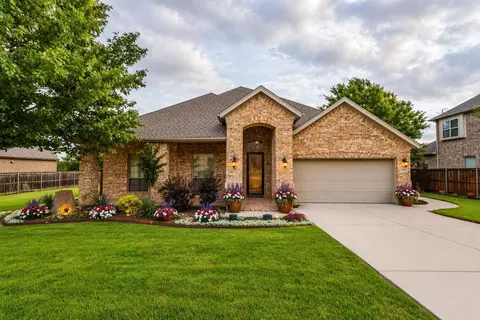 5916 Lamb Creek Dr, Fort Worth, TX 76179