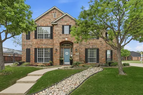 216 Durango Dr, Trophy Club, TX 76262