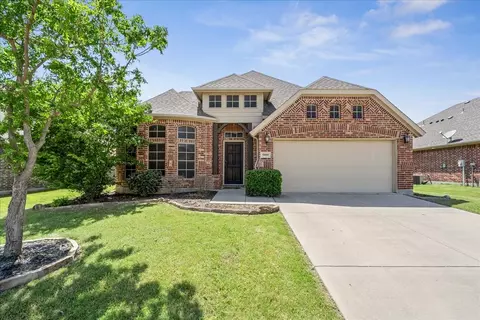 5009 Spruce St, Krum, TX 76249