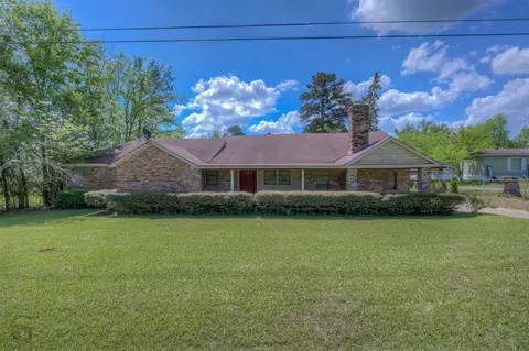 913 Pine Hill Rd, Shreveport, LA 71107