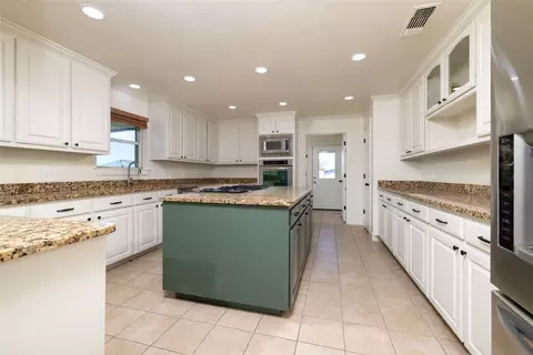 6634 Tim Donald Rd, Justin, TX 76247