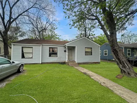 2751 Moffatt Ave, Dallas, TX 75216