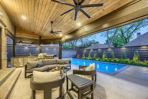 5814 Flintshire Ln, Dallas, TX 75252