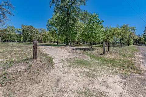 6481 County Road 4522, Athens, TX 75752