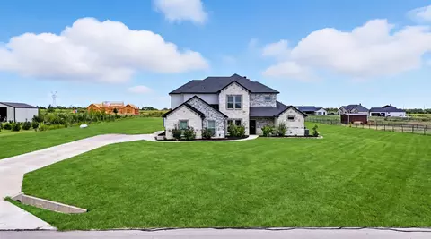 7271 Michelle Pt, Krum, TX 76249