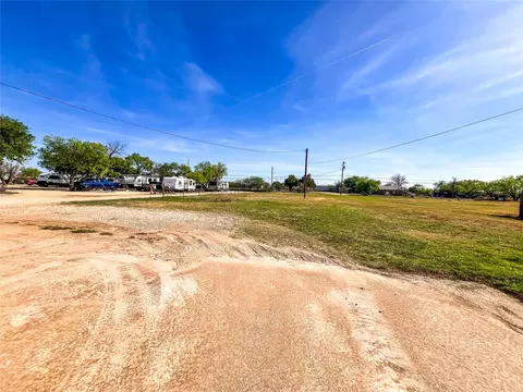 704 N 1st, Haskell, TX 79521 photo 13