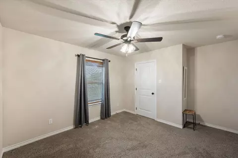 Bedroom - 2004 Brown Loop, Poolville, TX 76487 photo 3 of 4