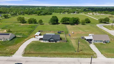 View/Area - 2004 Brown Loop, Poolville, TX 76487 photo 1 of 5
