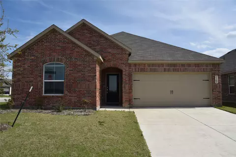 2103 Martins Pond Rd, Forney, TX 75126