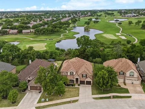 1229 Ardglass Trl, Corinth, TX 76210
