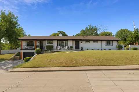 1603 Bonnie View Rd, Dallas, TX 75203