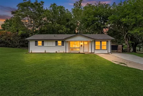 6401 Loydhill Ln, Fort Worth, TX 76135