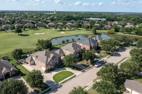10417 Broadmoor Ln, Rowlett, TX 75089