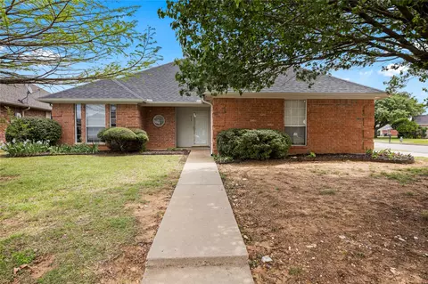 714 Remington Dr, Cleburne, TX 76033