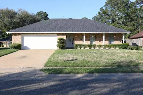 9421 Leaside Way, Shreveport, LA 71118
