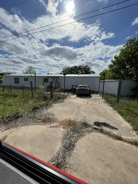 31 Julia, Bangs, TX 76823 photo 12