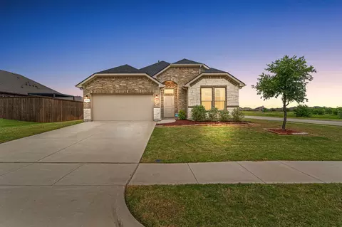 1443 Fox Hollow Rd, Krum, TX 76249