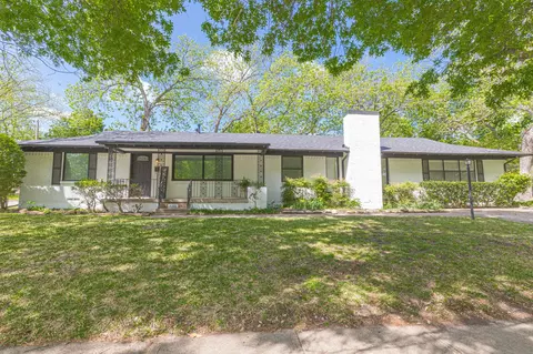 2709 Fairfax Dr, Garland, TX 75041