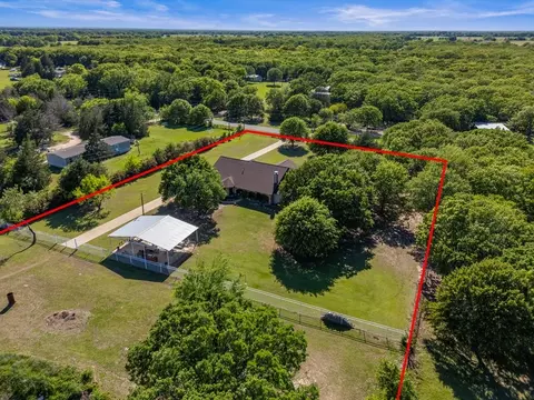 17909 Terrace Dr, Kemp, TX 75143