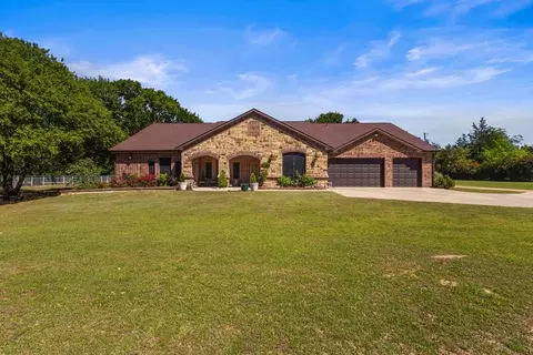 17909 Terrace Dr, Kemp, TX 75143
