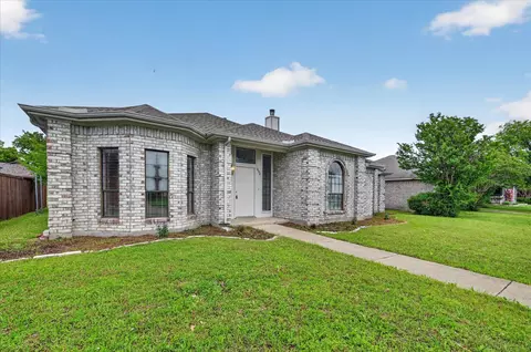 6602 Gardenia Dr, Rowlett, TX 75089