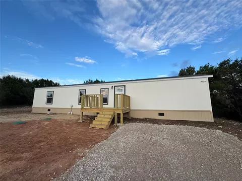 2225 Woodview Trl, Granbury, TX 76048