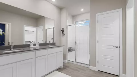 Bath - 748 Soaring Hawk Dr, Fort Worth, TX 76008 photo 1 of 5
